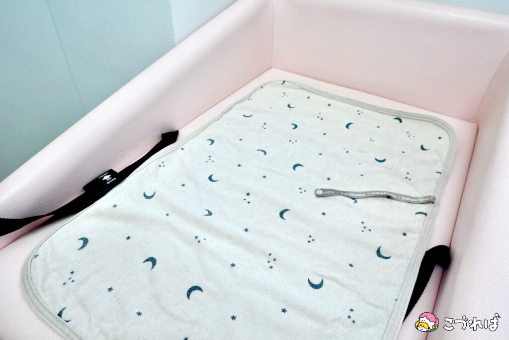 万博記念公園の授乳室
オムツ専用ゴミ箱がほとんどない